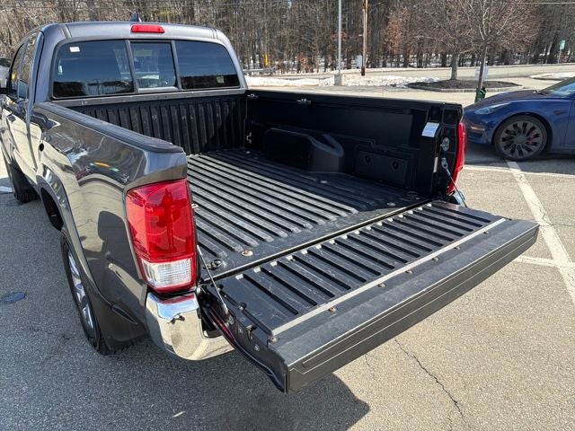 2017 Toyota Tacoma SR5 V6
