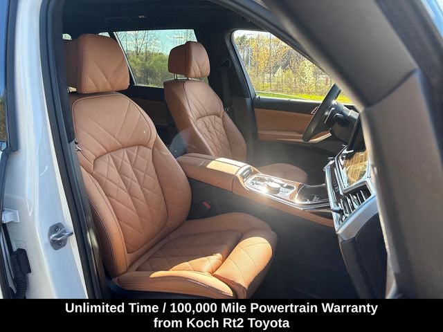 2025 BMW X7 xDrive40i