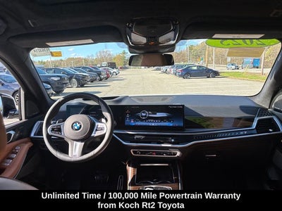 2025 BMW X7 xDrive40i