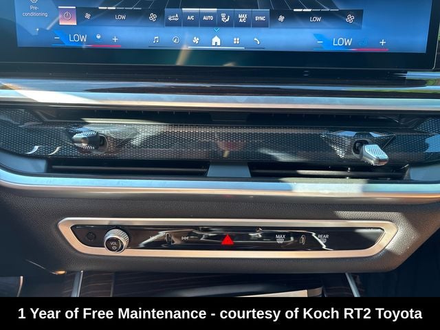 2025 BMW X7 xDrive40i