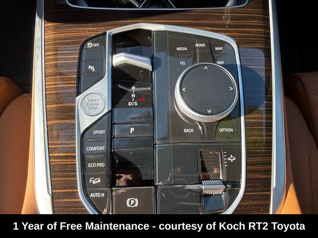 2025 BMW X7 xDrive40i