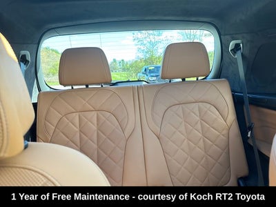 2025 BMW X7 xDrive40i