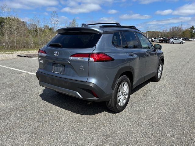 2024 Toyota Corolla Cross LE