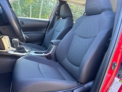 2024 Toyota Corolla Cross LE