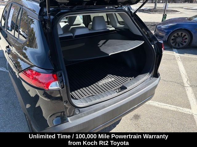 2025 Toyota Corolla Cross LE