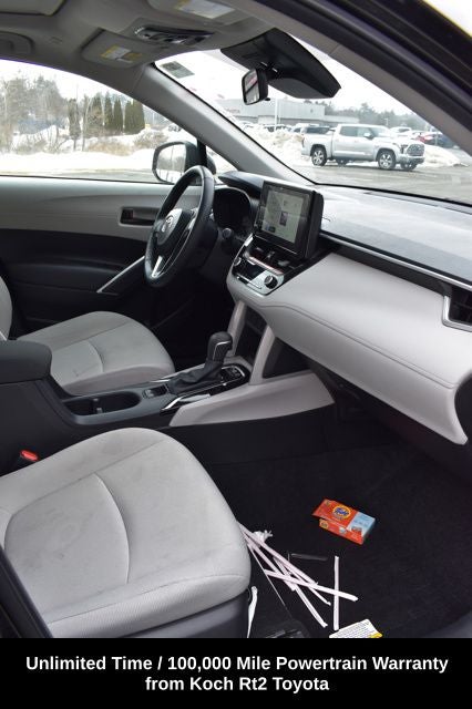 2025 Toyota Corolla Cross LE