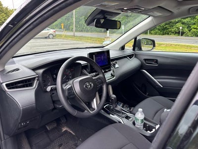 2024 Toyota Corolla Cross LE