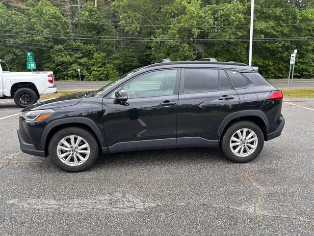 2024 Toyota Corolla Cross LE