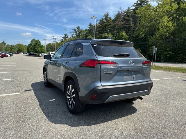 2024 Toyota Corolla Cross XLE