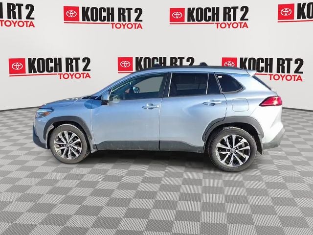 2022 Toyota Corolla Cross XLE