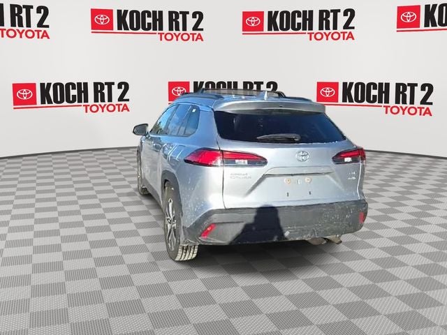 2022 Toyota Corolla Cross XLE