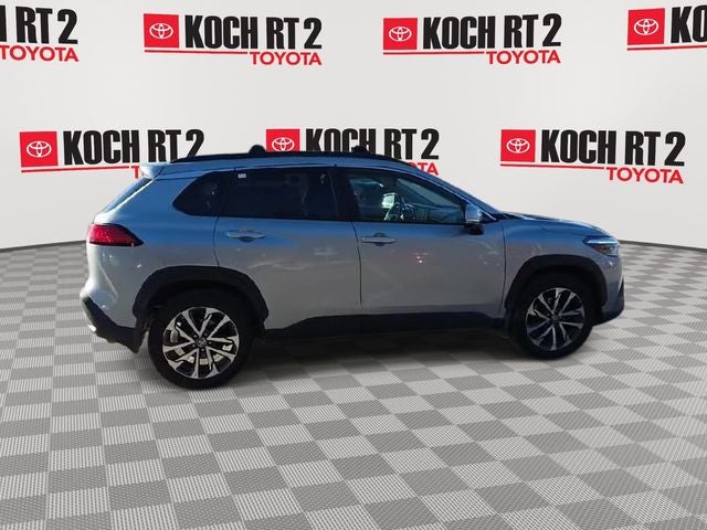2022 Toyota Corolla Cross XLE