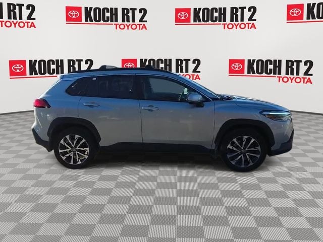 2022 Toyota Corolla Cross XLE