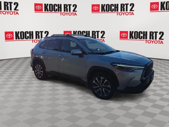 2022 Toyota Corolla Cross XLE