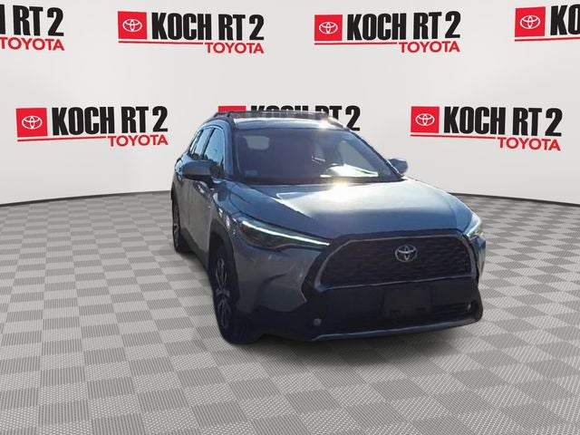 2022 Toyota Corolla Cross XLE