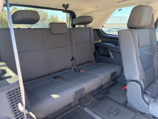 2024 Toyota Sequoia SR5