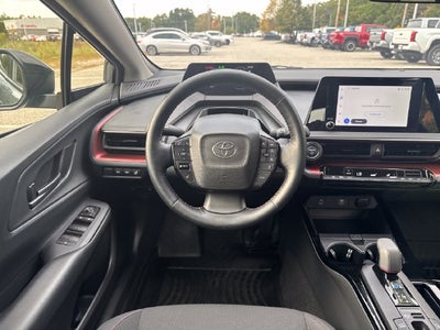 2025 Toyota Prius Plug-In Hybrid SE