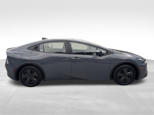2025 Toyota Prius Plug-In Hybrid SE