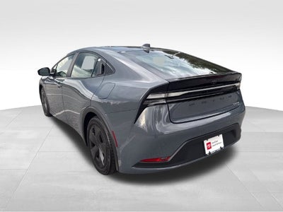 2025 Toyota Prius Plug-In Hybrid SE