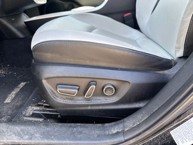 2016 Toyota Prius Four