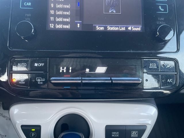 2016 Toyota Prius Two