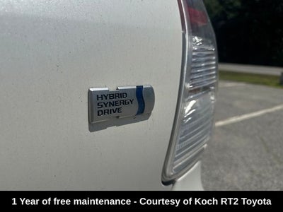 2016 Toyota Prius v Four