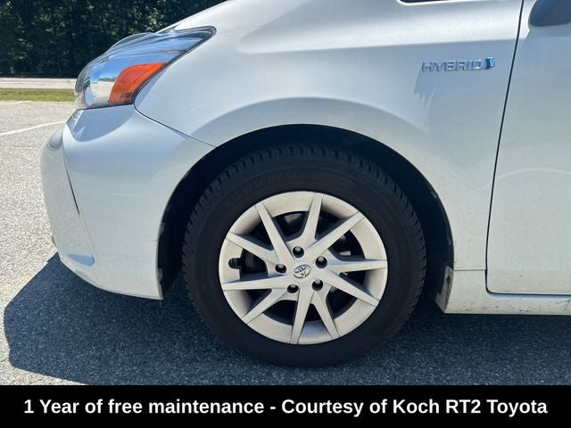 2016 Toyota Prius v Four