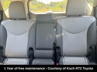 2016 Toyota Prius v Four