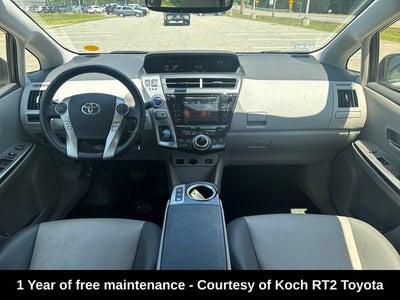 2016 Toyota Prius v Four