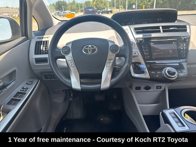 2016 Toyota Prius v Four