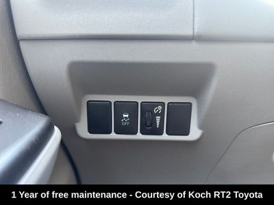 2016 Toyota Prius v Four