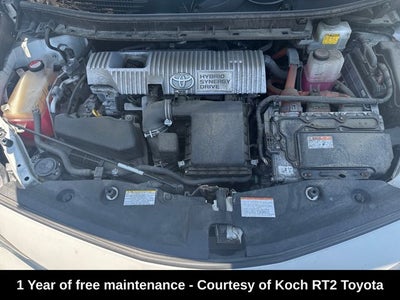 2016 Toyota Prius v Four