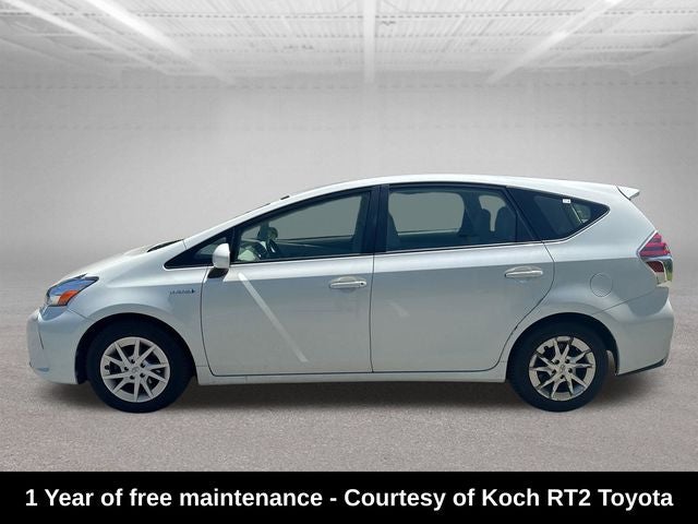 2016 Toyota Prius v Four