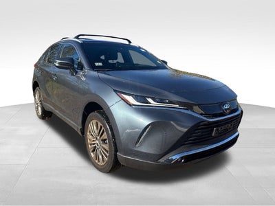 2023 Toyota Venza XLE