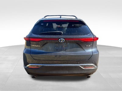2023 Toyota Venza XLE
