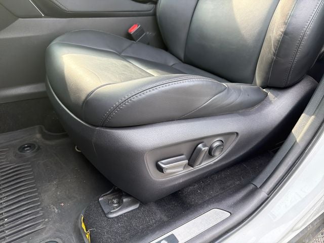 2023 Toyota Venza Nightshade