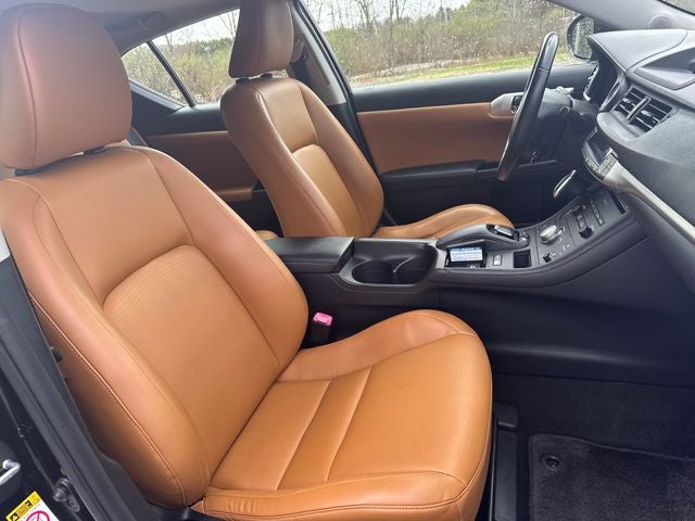 2011 Lexus CT 200h Premium