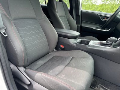 2024 Toyota RAV4 Prime SE