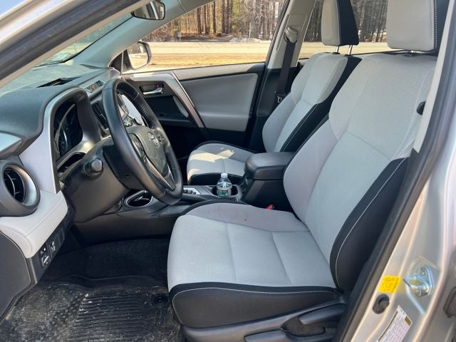 2016 Toyota RAV4 Hybrid XLE