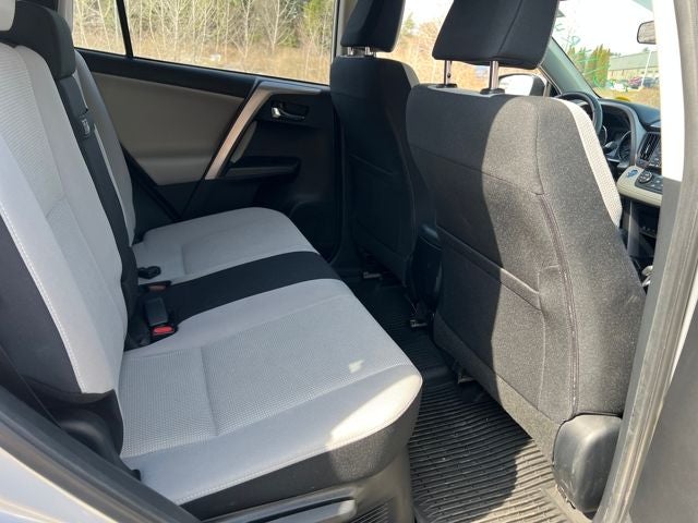 2016 Toyota RAV4 Hybrid XLE