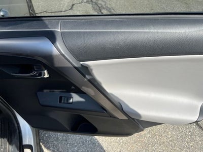 2016 Toyota RAV4 Hybrid XLE