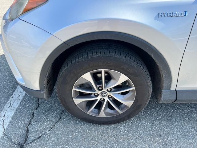 2016 Toyota RAV4 Hybrid XLE