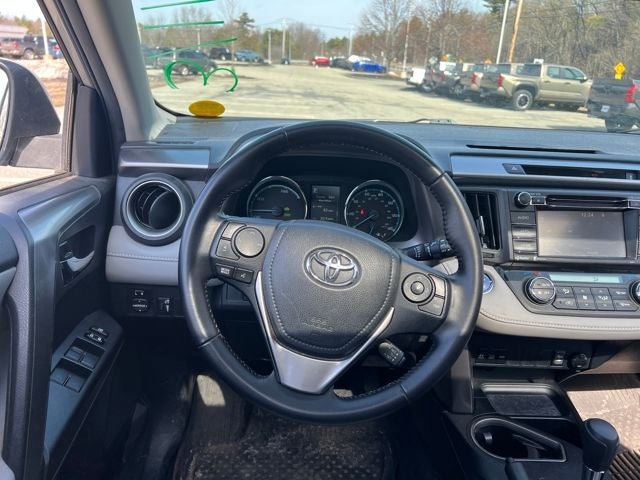 2016 Toyota RAV4 Hybrid XLE