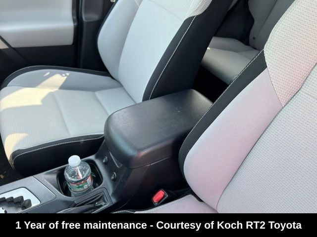 2016 Toyota RAV4 Hybrid XLE