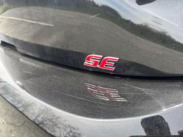 2024 Toyota Corolla Hatchback SE