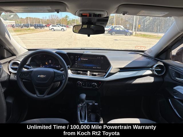 2025 Chevrolet Trax LT
