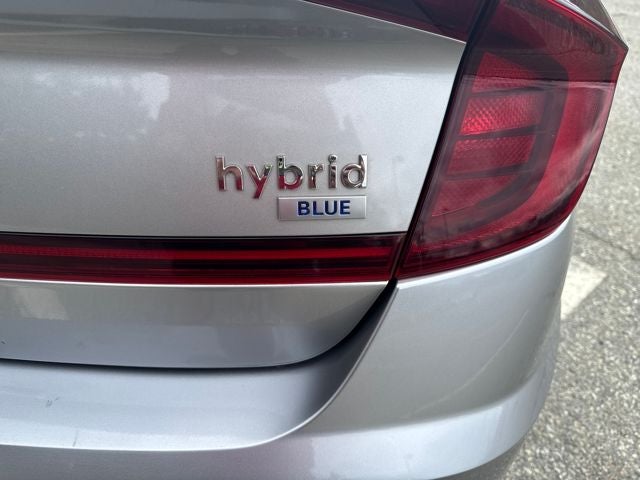 2022 Hyundai Sonata Hybrid Blue