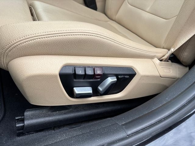 2017 BMW 3 Series 330i xDrive