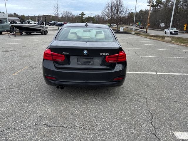 2017 BMW 3 Series 330i xDrive