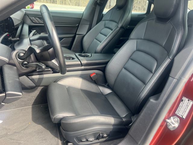 2022 Porsche Taycan Base